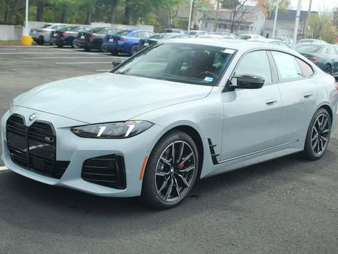 New 2026 BMW 440i xDrive w/ Premium Package image 4