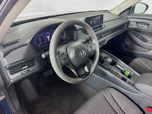 Used 2025 Honda Accord SE image 8