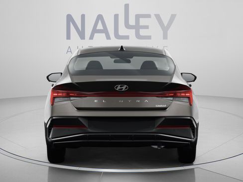 New 2026 Hyundai Elantra Limited FWD image 3