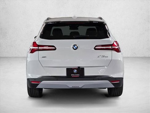 Used 2026 BMW X3 xDrive30 w/ Premium Package image 6
