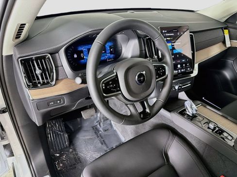 New 2026 Volvo XC90 T8 Plus w/ Protection Package AWD/4WD image 9