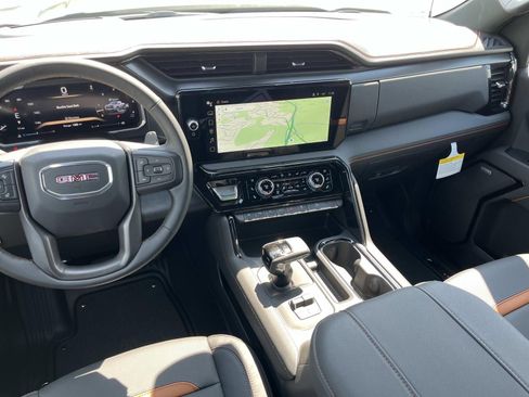 New 2026 GMC Sierra 1500 AT4 w/ AT4 Premium Package AWD/4WD image 15