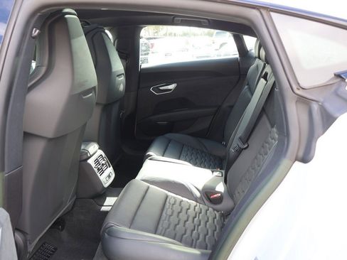 Used 2023 Audi e-tron GT Premium Plus w/ Performance Package image 39