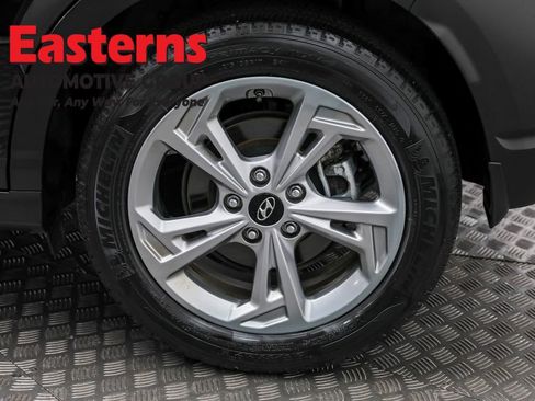 Used 2023 Hyundai Kona SEL image 32