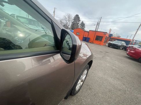 Used 2012 Nissan Murano S image 21