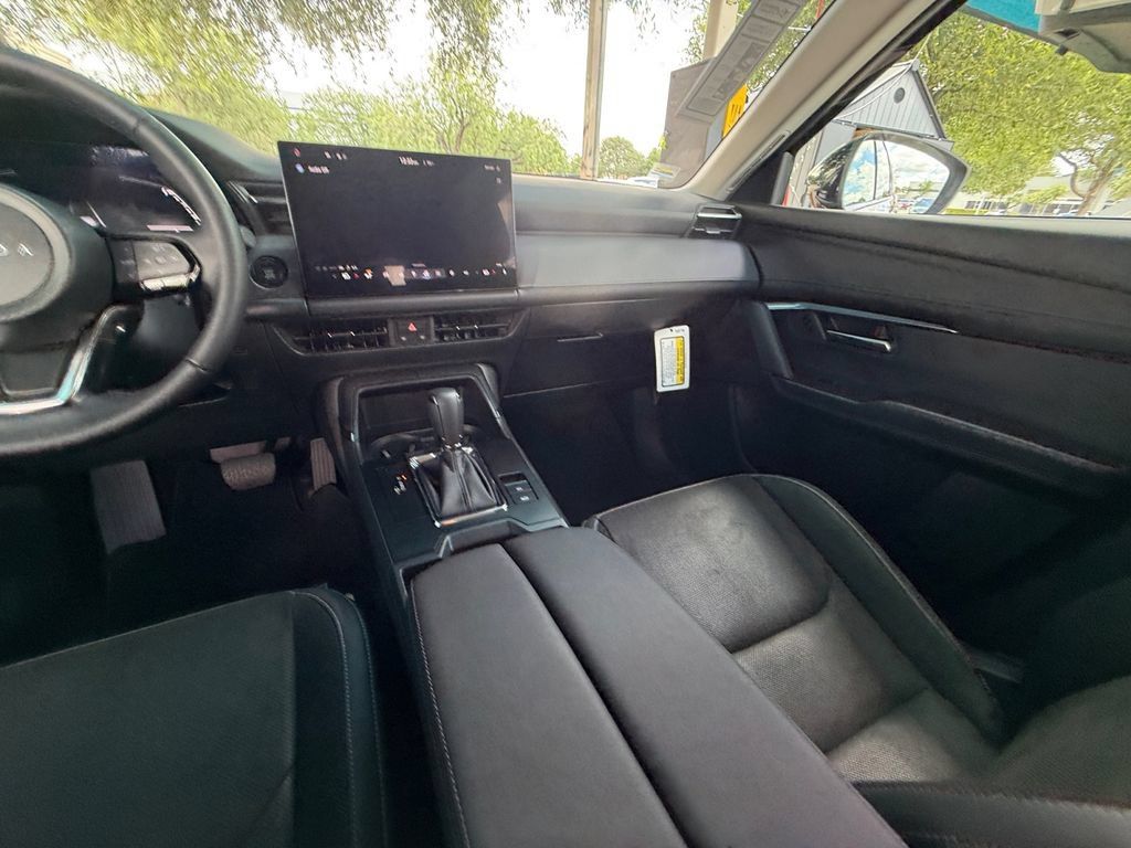 New 2026 MAZDA CX-5 Preferred AWD/4WD image 15