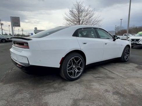 New 2026 Dodge Charger R/T AWD/4WD image 8