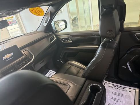 Used 2021 Chevrolet Tahoe LT w/ LT Signature Package image 34