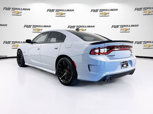 Used 2022 Dodge Charger Scat Pack w/ Dynamics Package image 5