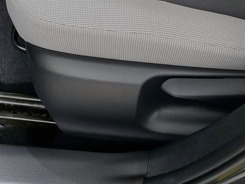 Used 2025 Toyota Corolla LE FWD image 12