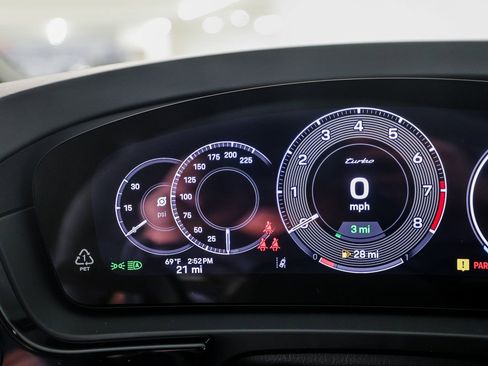 New 2026 Porsche Cayenne Turbo image 14