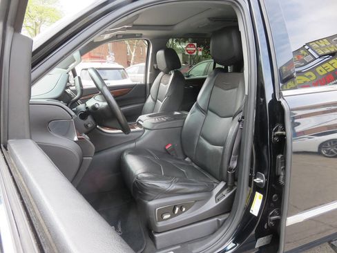 Used 2015 Cadillac Escalade ESV Premium AWD/4WD image 10