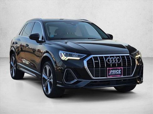 Used 2021 Audi Q3 2.0T Premium Plus w/ Premium Plus Package AWD/4WD image 3