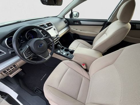 Used 2019 Subaru Outback 2.5i Premium w/ Popular Package #2 AWD/4WD image 15