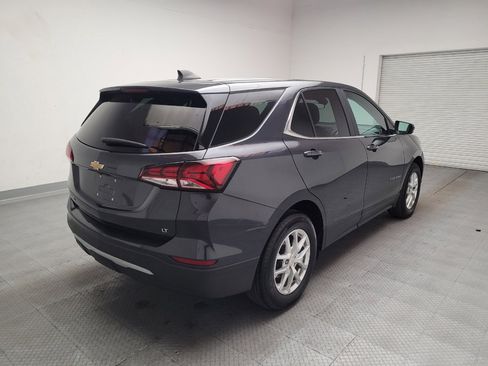 Used 2022 Chevrolet Equinox LT FWD image 9