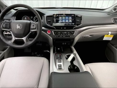 New 2026 Honda Ridgeline RTL image 6