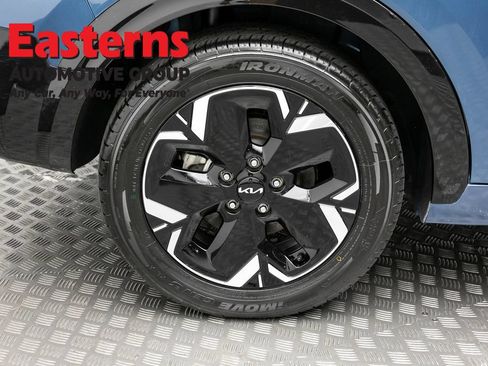 Used 2024 Kia Niro Wind w/ Wind Preserve Package FWD image 29