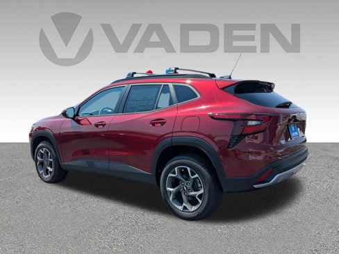 New 2025 Chevrolet Trax LT w/ Driver Confidence Package image 27