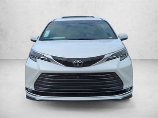 New 2026 Toyota Sienna Platinum video 2