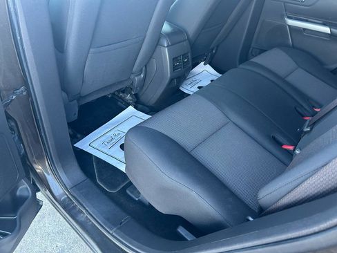 Used 2011 Ford Edge SEL image 9