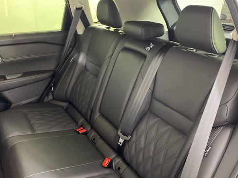 Used 2024 Nissan Rogue Platinum w/ Platinum Premium Package AWD/4WD image 34