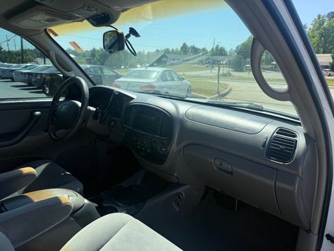 Used 2006 Toyota Sequoia SR5 image 15