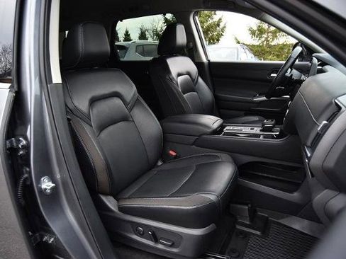 Certified 2023 Nissan Pathfinder SL image 24