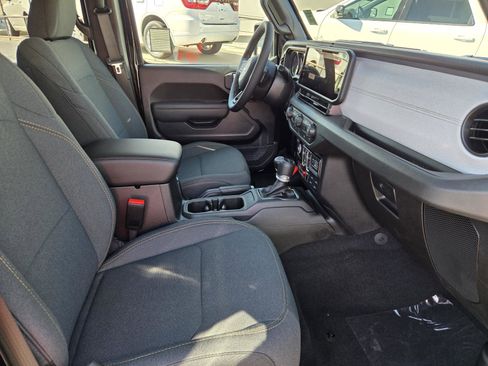 New 2026 Jeep Gladiator Sport image 35