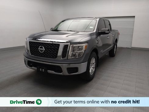 Used 2017 Nissan Titan SV image 1