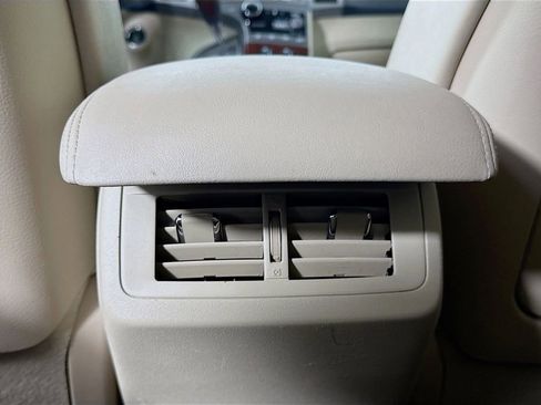 Used 2009 Toyota Venza image 30