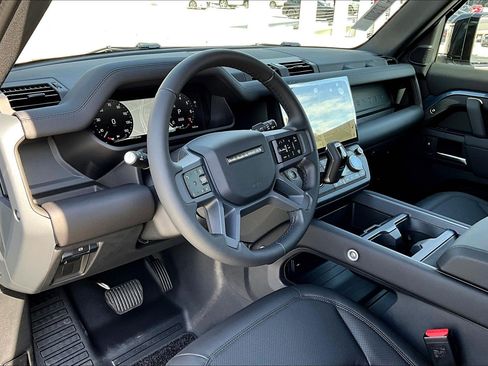 New 2026 Land Rover Defender 110 S image 5