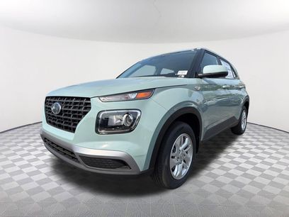 New 2026 Hyundai Venue SE