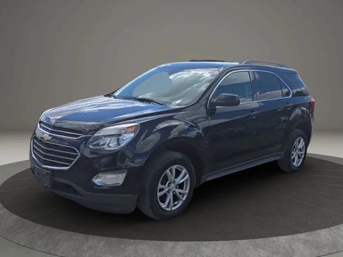 Used 2017 Chevrolet Equinox LT w/ Convenience Package FWD image 3