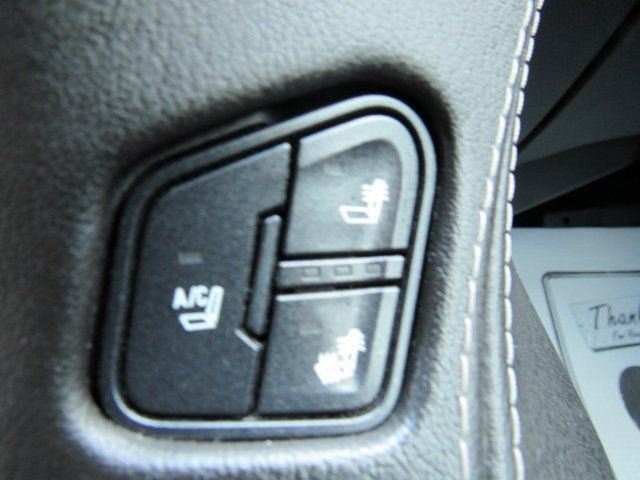 Used 2015 Chevrolet Suburban LTZ AWD/4WD image 21
