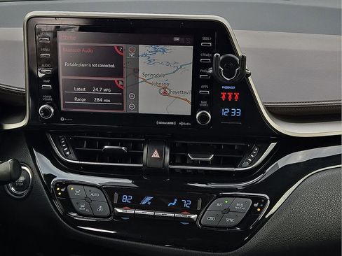 Used 2019 Toyota C-HR Limited image 12