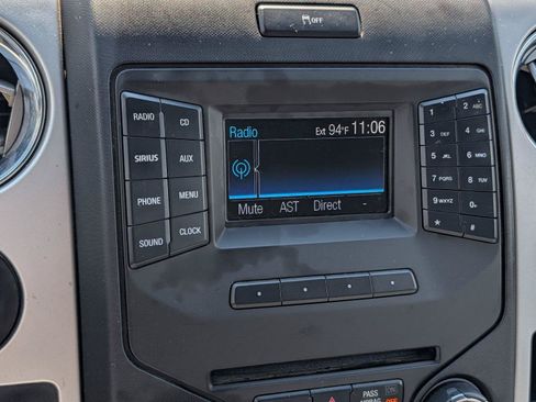 Used 2013 Ford F150 XLT w/ Luxury Equipment Group AWD/4WD image 17