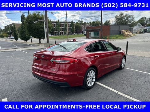 Certified 2020 Ford Fusion SE image 7