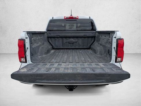 Used 2025 Chevrolet Colorado Z71 AWD/4WD image 6