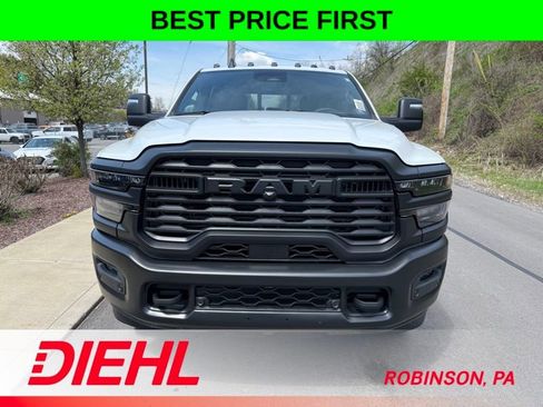 New 2026 RAM 3500 Tradesman AWD/4WD image 2
