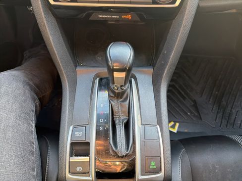 Used 2021 Honda Civic Sport image 18