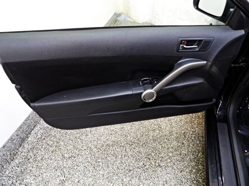 Used 2010 Scion tC FWD image 7