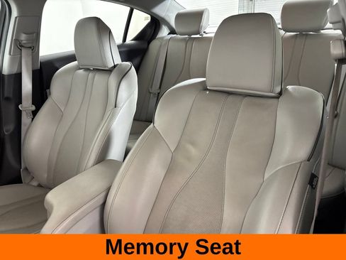 Used 2022 Acura ILX w/ Premium Package FWD image 13