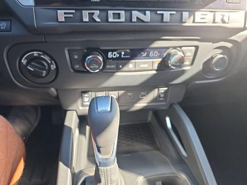 New 2026 Nissan Frontier SV w/ SV Convenience Package AWD/4WD image 11
