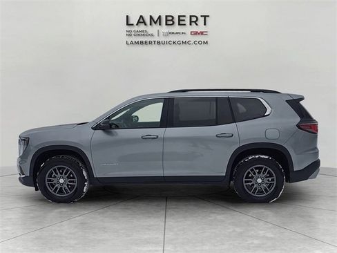 Used 2025 GMC Acadia Elevation image 2