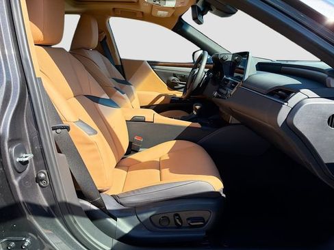 New 2025 Lexus ES 350 w/ Premium Package image 15