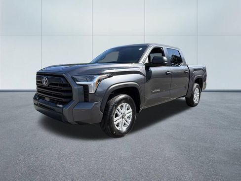 Used 2026 Toyota Tundra SR5 AWD/4WD image 2