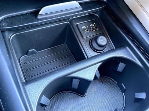 Used 2021 INFINITI QX50 Essential image 25