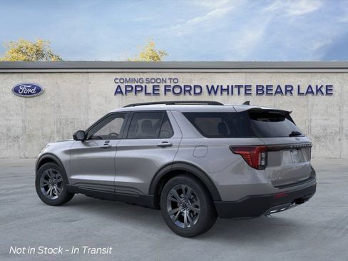 New 2026 Ford Explorer Active w/ Active Comfort Package AWD/4WD image 4