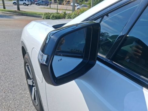 Used 2025 Honda Prologue Touring image 19