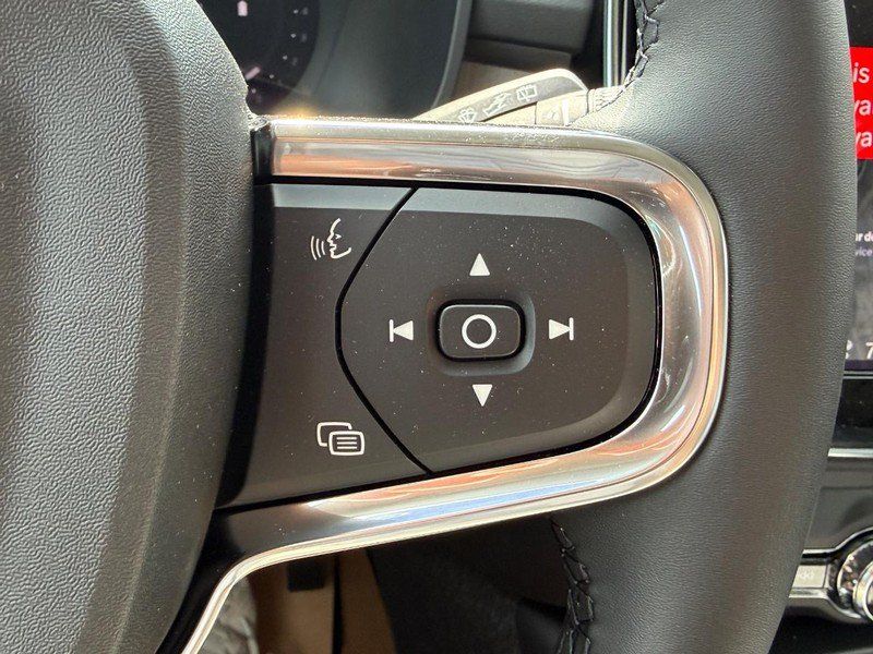 New 2026 Volvo XC40 B5 Plus w/ Climate Package AWD/4WD image 12